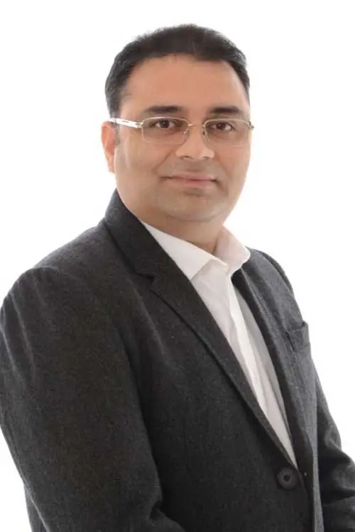Dr. Sanjeev Kumar, dentist at Sunrise Dentistry